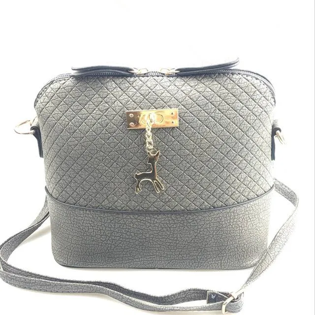 2017 Women Shoulder Bags Fashion Mini Bag With Deer Toy Shell Shape Women Small  Messenger Crossbody Bag Ladies Zipper HandBags