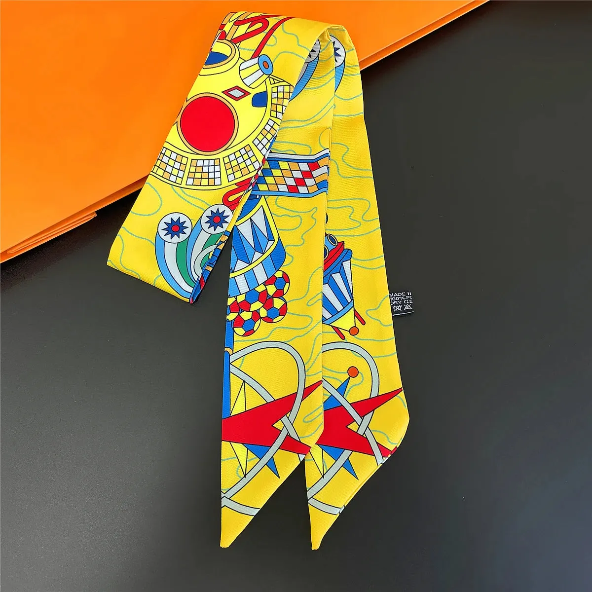 2024 Brand Design Zebra In Flowers Women Scarf Luxury Silk Scarf Fashion Hair Headband Foulard Skinny Bag Scarves Neckerchief