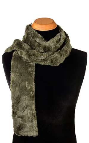 Men's Classic Scarf - Cuddly Faux Furs