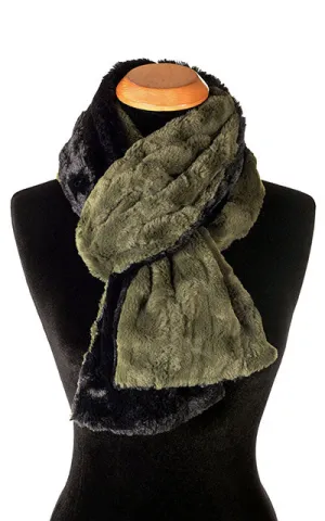 Men's Classic Scarf - Two-Tone, Cuddly Faux Fur Black Combinations